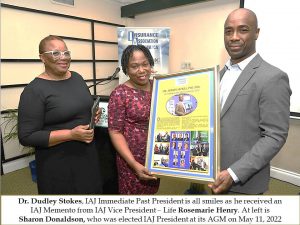 Dr Stokes receives IAJ Memento